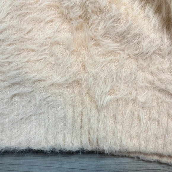 EUC Future Collective Bodycon Cream Fuzzy Sweater, XL - Picture 9 of 9